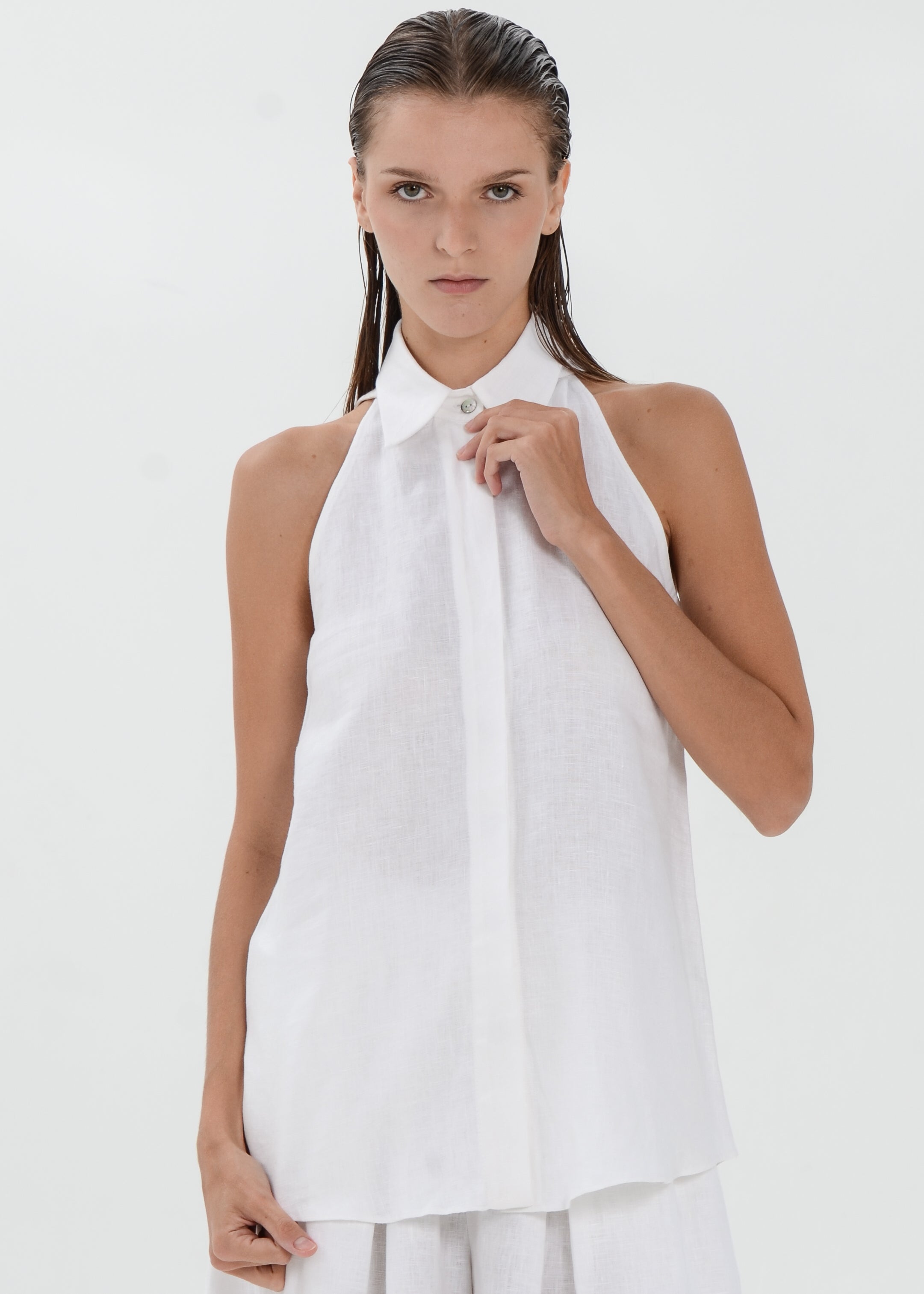Deya Linen Top - Collared Blouse with Single Neck Button