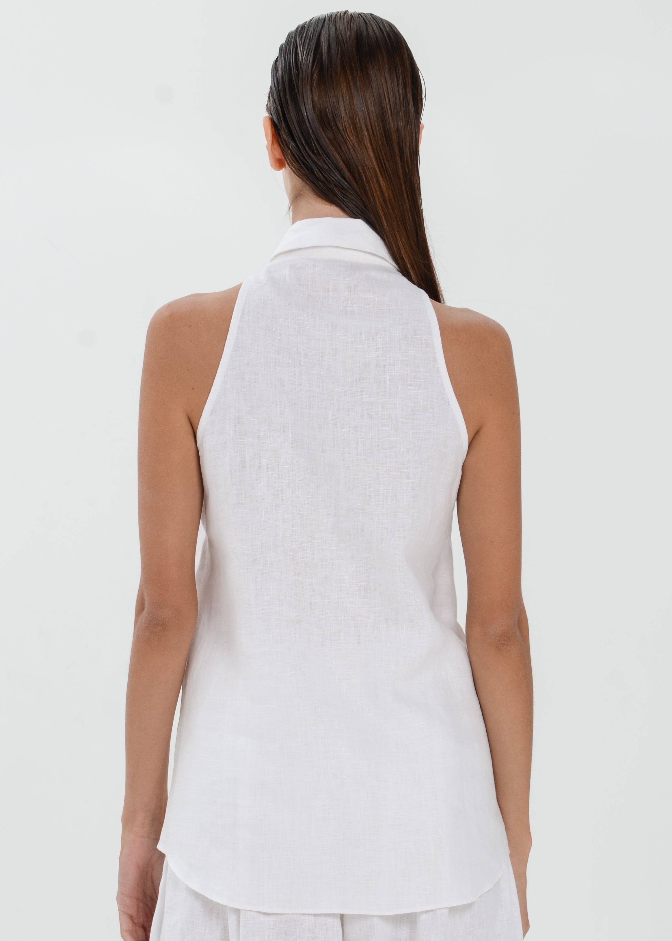 Deya Linen Top - Collared Blouse with Single Neck Button